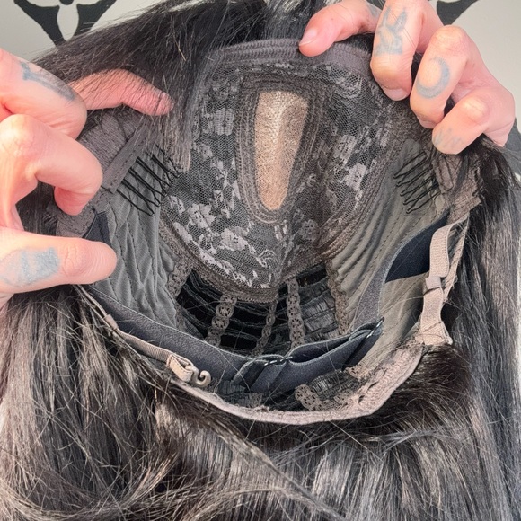 Luvmehair Throw on & go wig - Picture 3 of 6